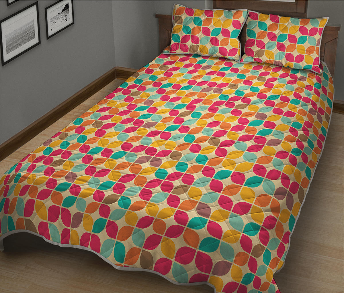 Retro Geometric Rounded Square Print Quilt Bed Set