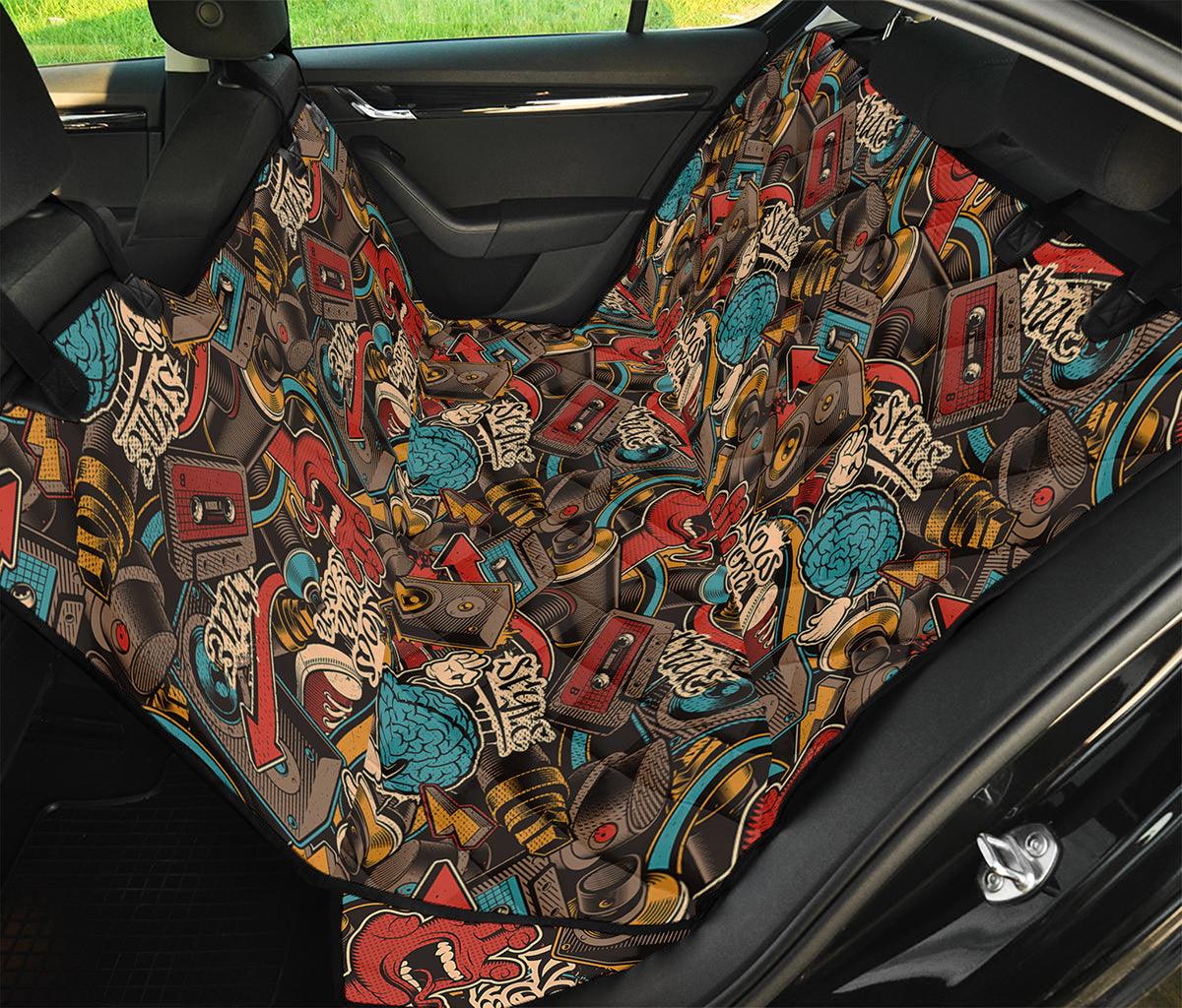 Retro Graffiti Pattern Print Pet Car Back Seat Cover