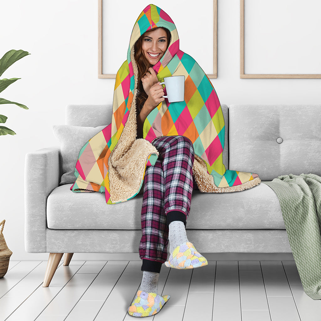 Retro Harlequin Pattern Print Hooded Blanket