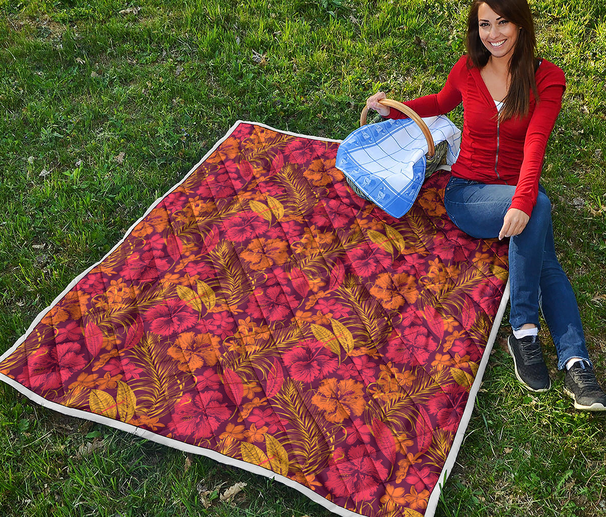 Retro Hawaiian Tropical Floral Print Quilt