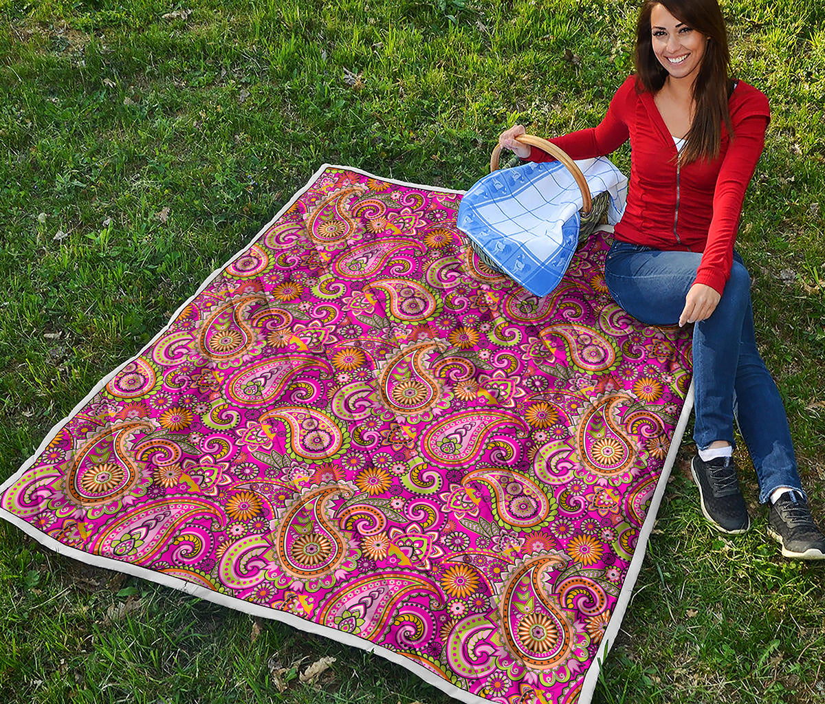 Retro Paisley Pattern Print Quilt