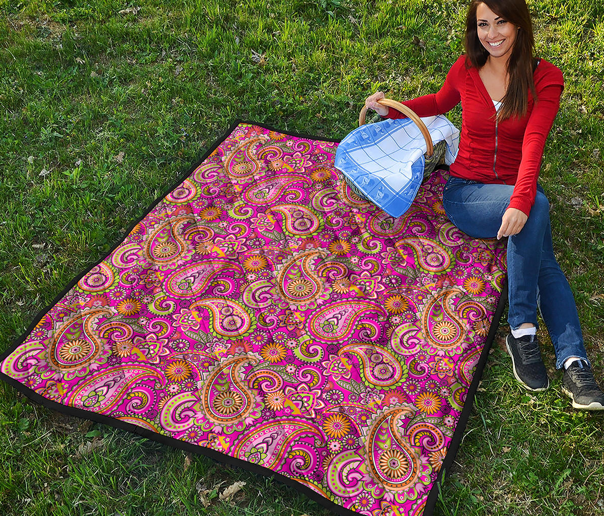 Retro Paisley Pattern Print Quilt