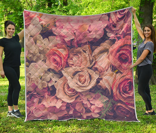 Retro Pink Roses Floral Print Quilt