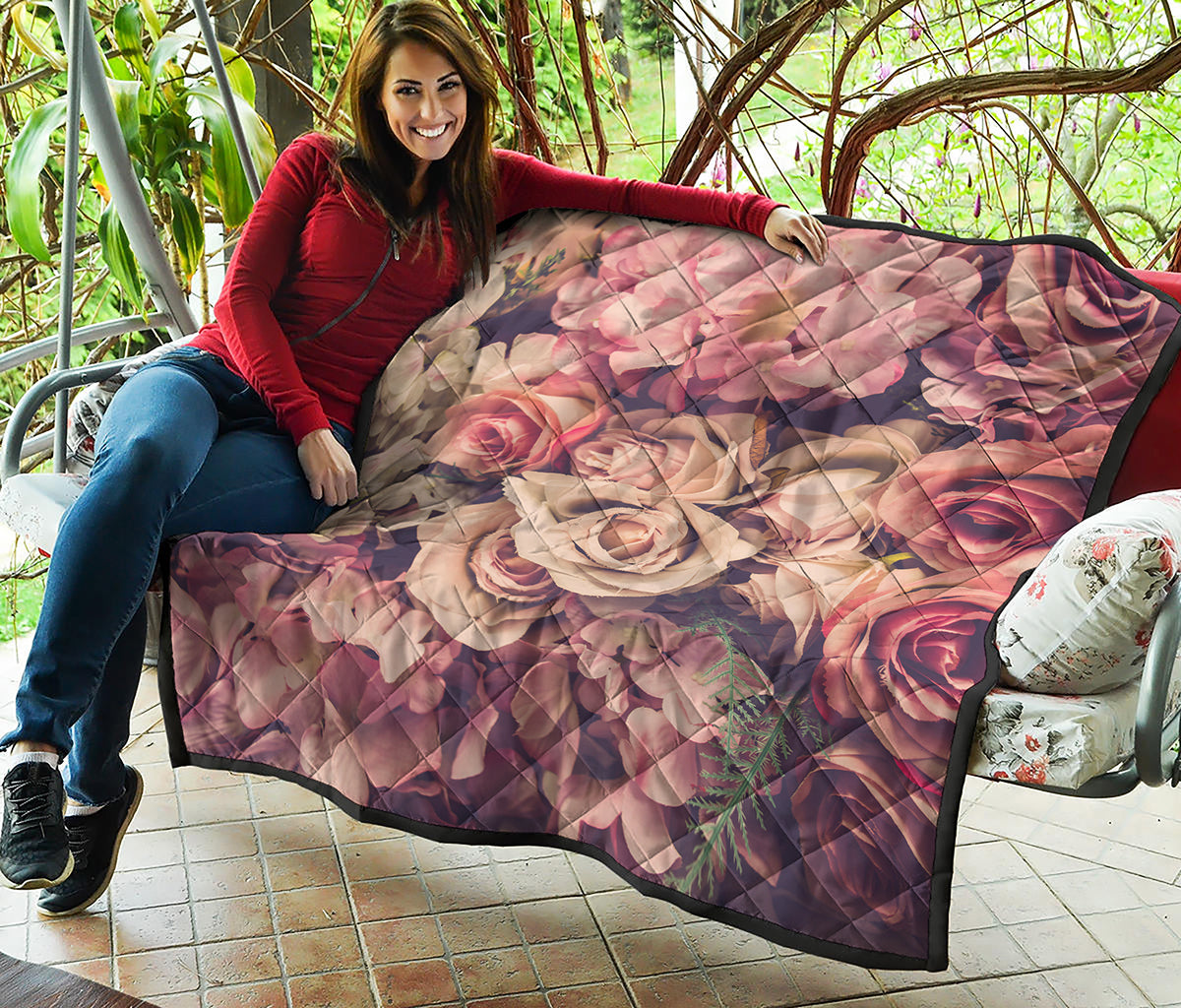 Retro Pink Roses Floral Print Quilt