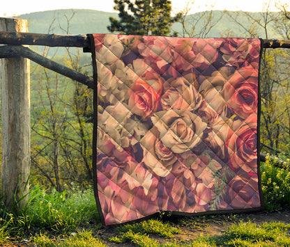 Retro Pink Roses Floral Print Quilt