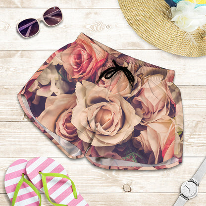 Retro Pink Roses Floral Print Women's Shorts