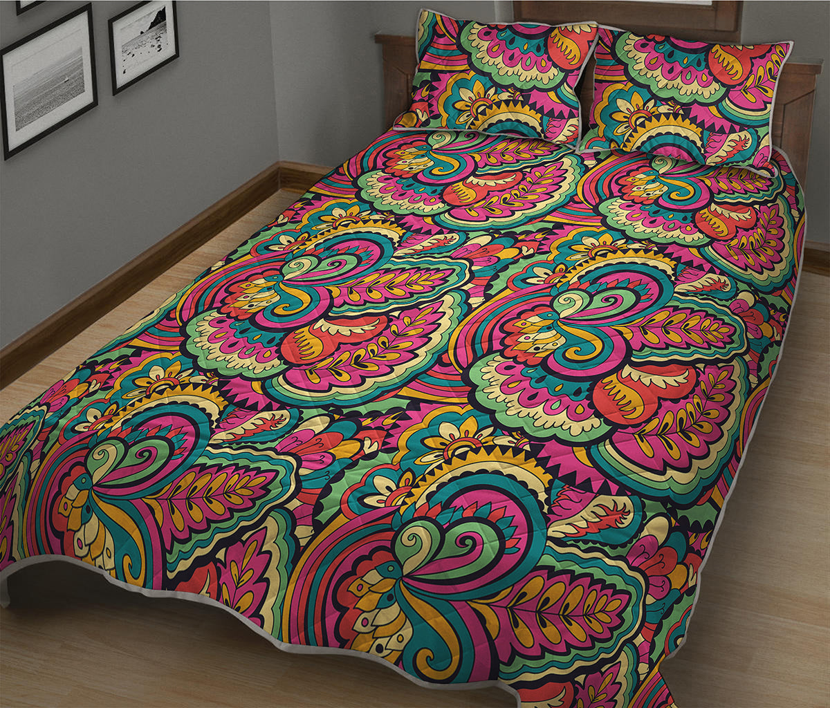 Retro Psychedelic Hippie Pattern Print Quilt Bed Set