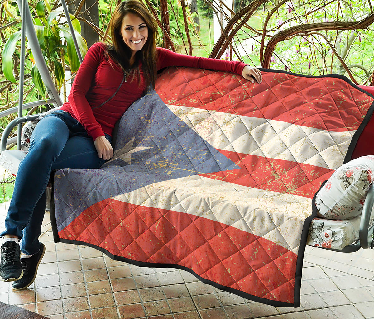 Retro Puerto Rican Flag Print Quilt