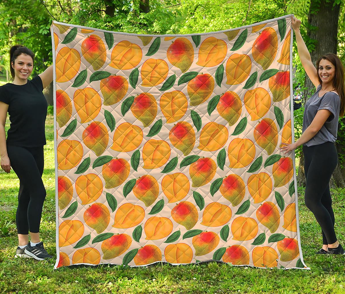 Ripe Mango Fruit Pattern Print Quilt