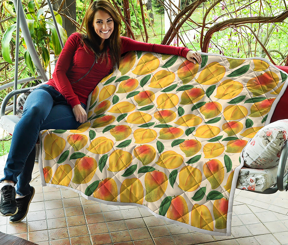 Ripe Mango Fruit Pattern Print Quilt