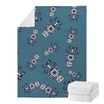 Robot Servant Pattern Print Blanket