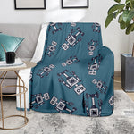 Robot Servant Pattern Print Blanket