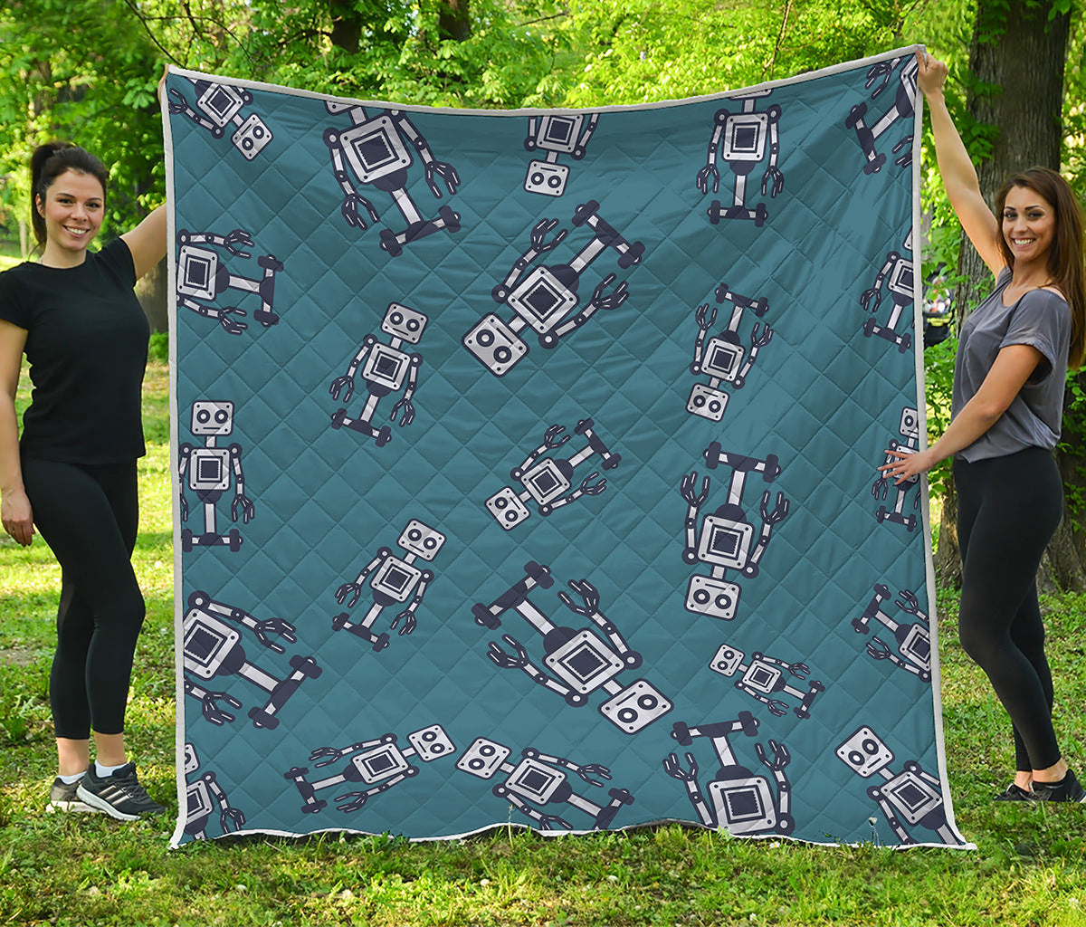 Robot Servant Pattern Print Quilt