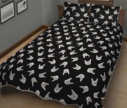 Rock And Roll Hand Sign Pattern Print Quilt Bed Set