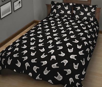 Rock And Roll Hand Sign Pattern Print Quilt Bed Set