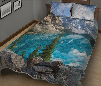 Rocky Mountain Print Quilt Bed Set