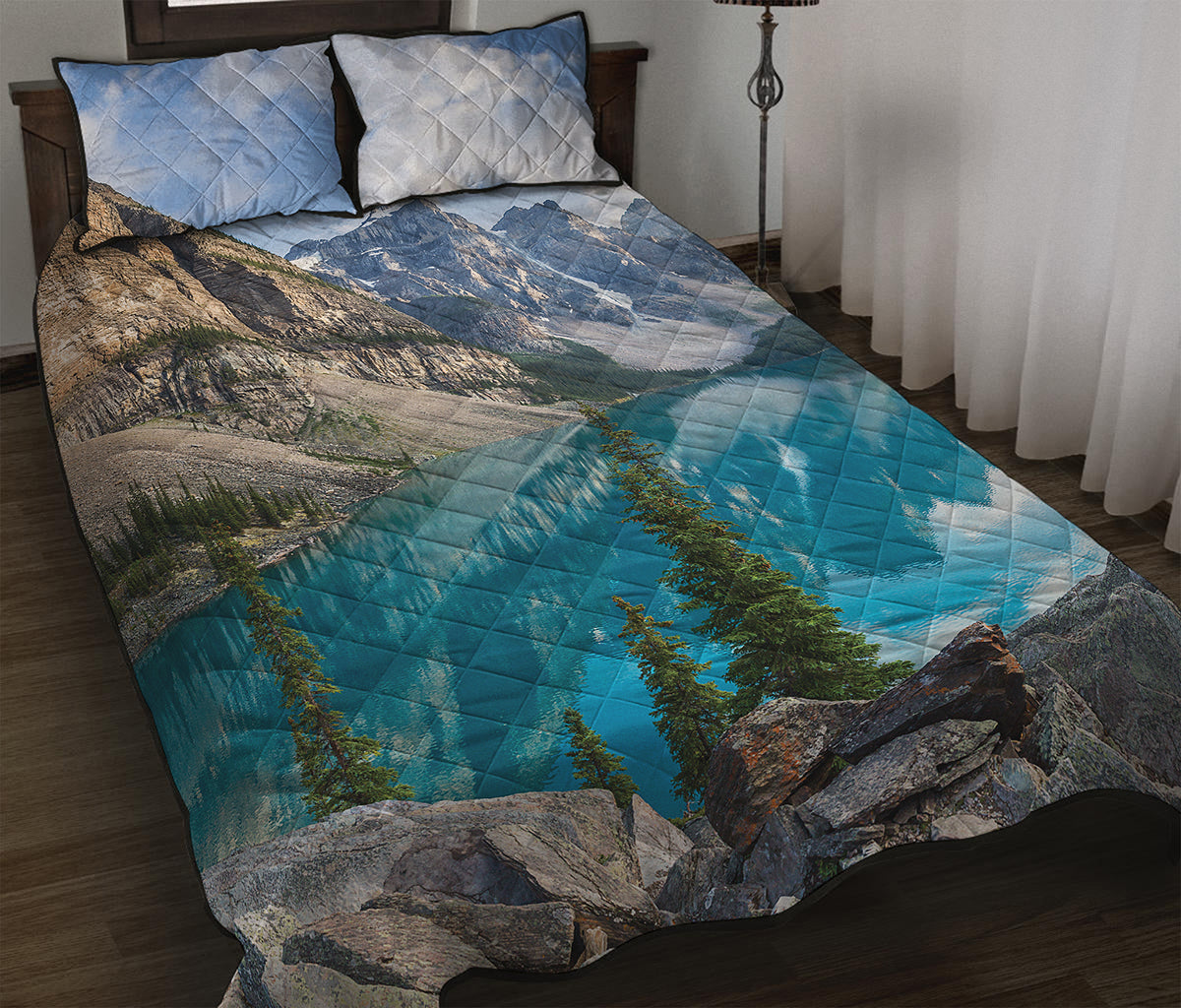 Rocky Mountain Print Quilt Bed Set