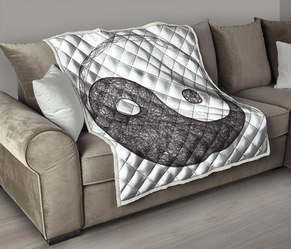 Roots Yin Yang Print Quilt
