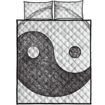 Roots Yin Yang Print Quilt Bed Set