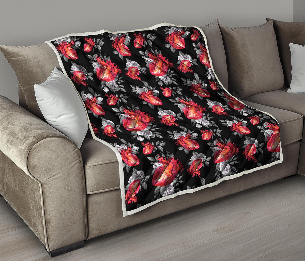 Rose And Heart Pattern Print Quilt