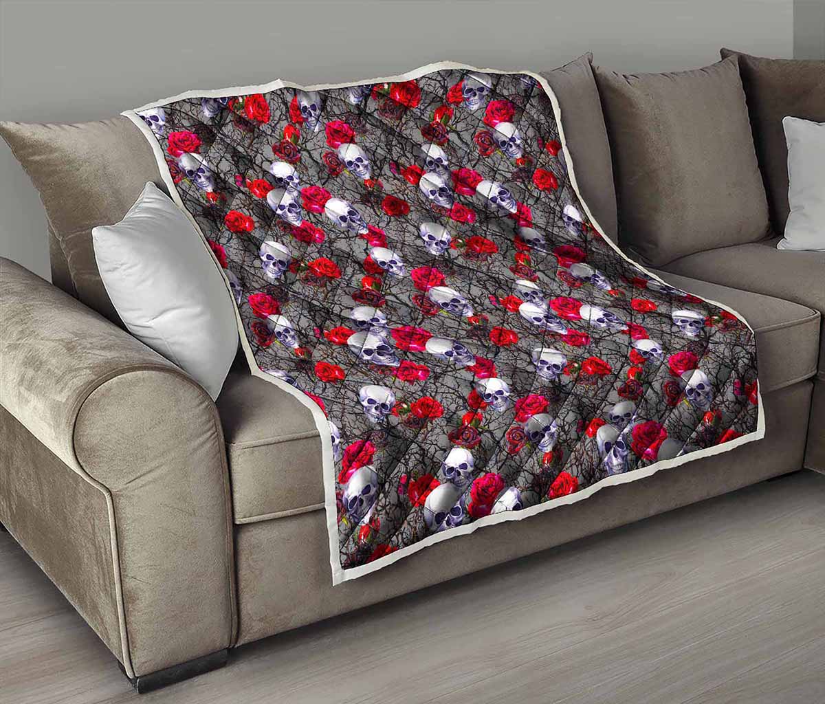Rose Branch Skull Pattern Print Quilt