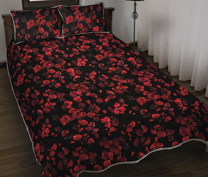 Rose Petals Pattern Print Quilt Bed Set