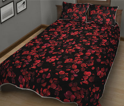 Rose Petals Pattern Print Quilt Bed Set