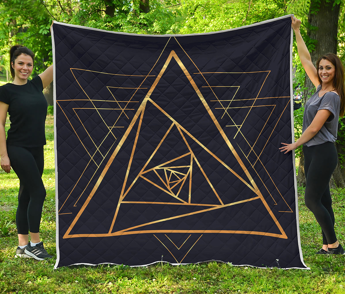 Rose Pyramid Print Quilt