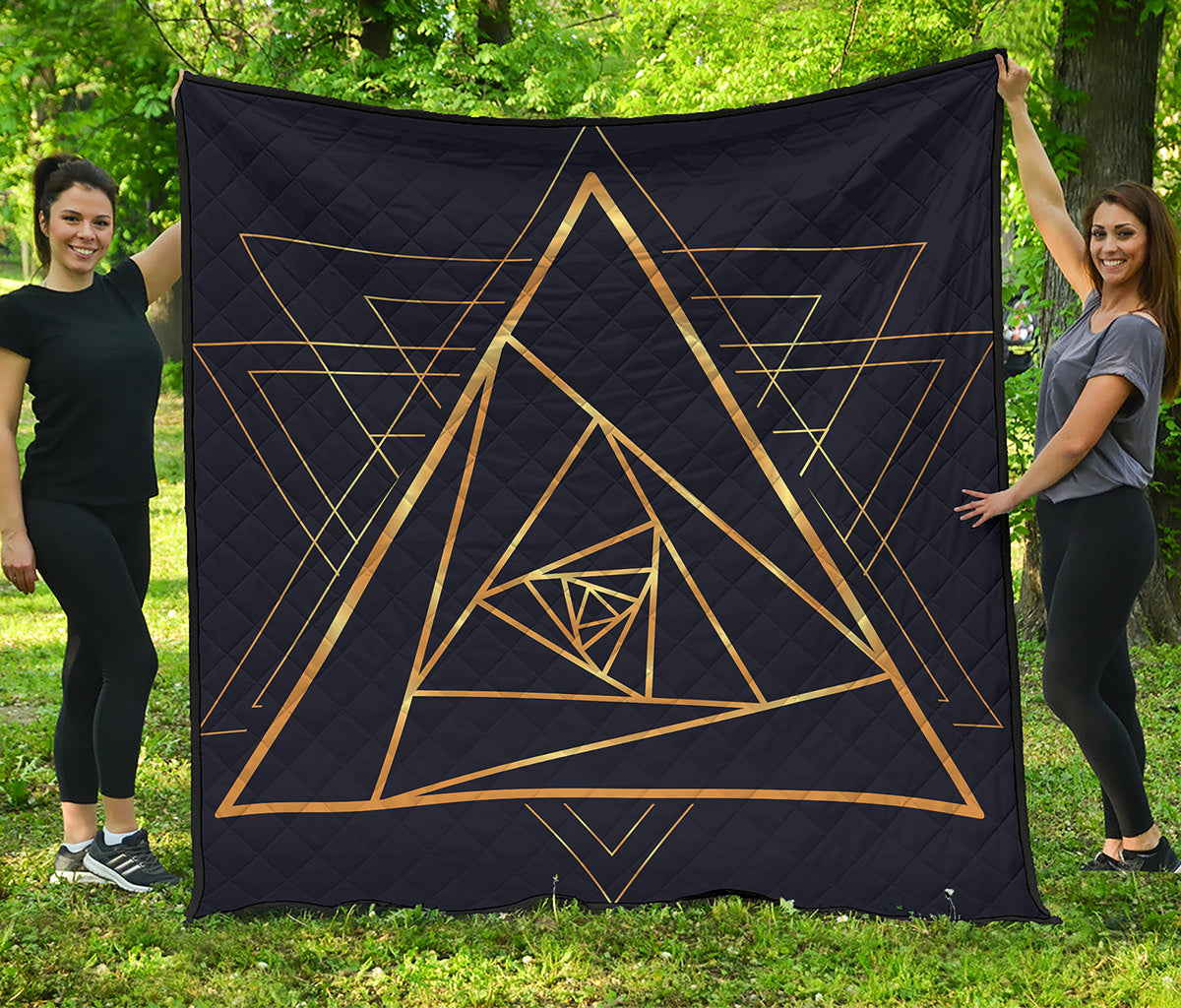 Rose Pyramid Print Quilt