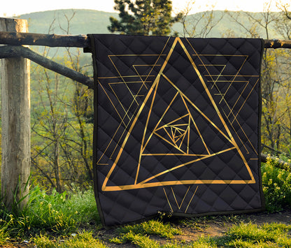 Rose Pyramid Print Quilt