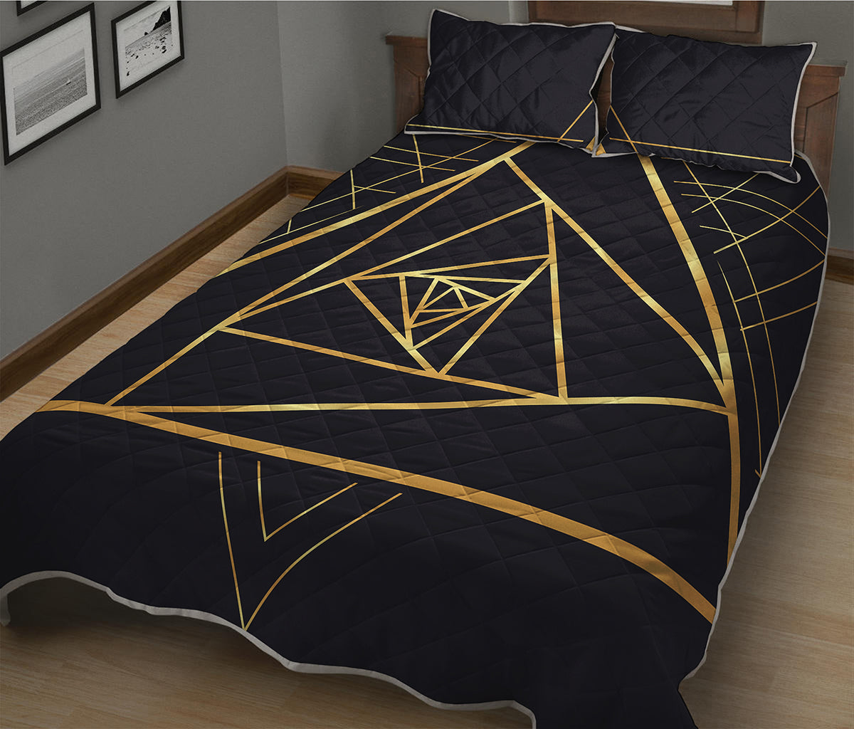 Rose Pyramid Print Quilt Bed Set – GearFrost