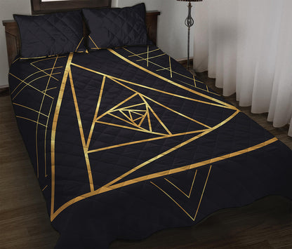 Rose Pyramid Print Quilt Bed Set