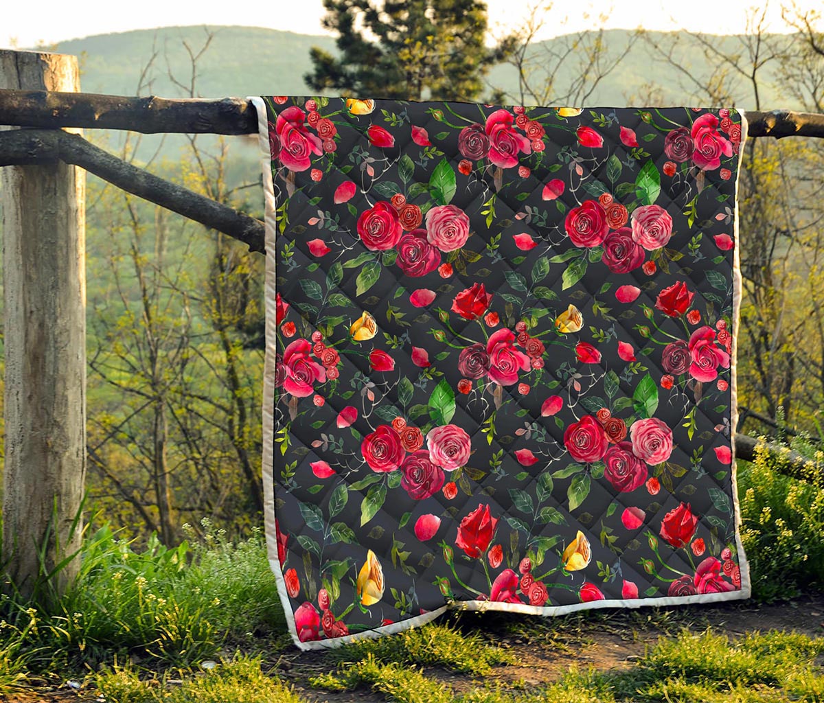 Roses Floral Flower Pattern Print Quilt
