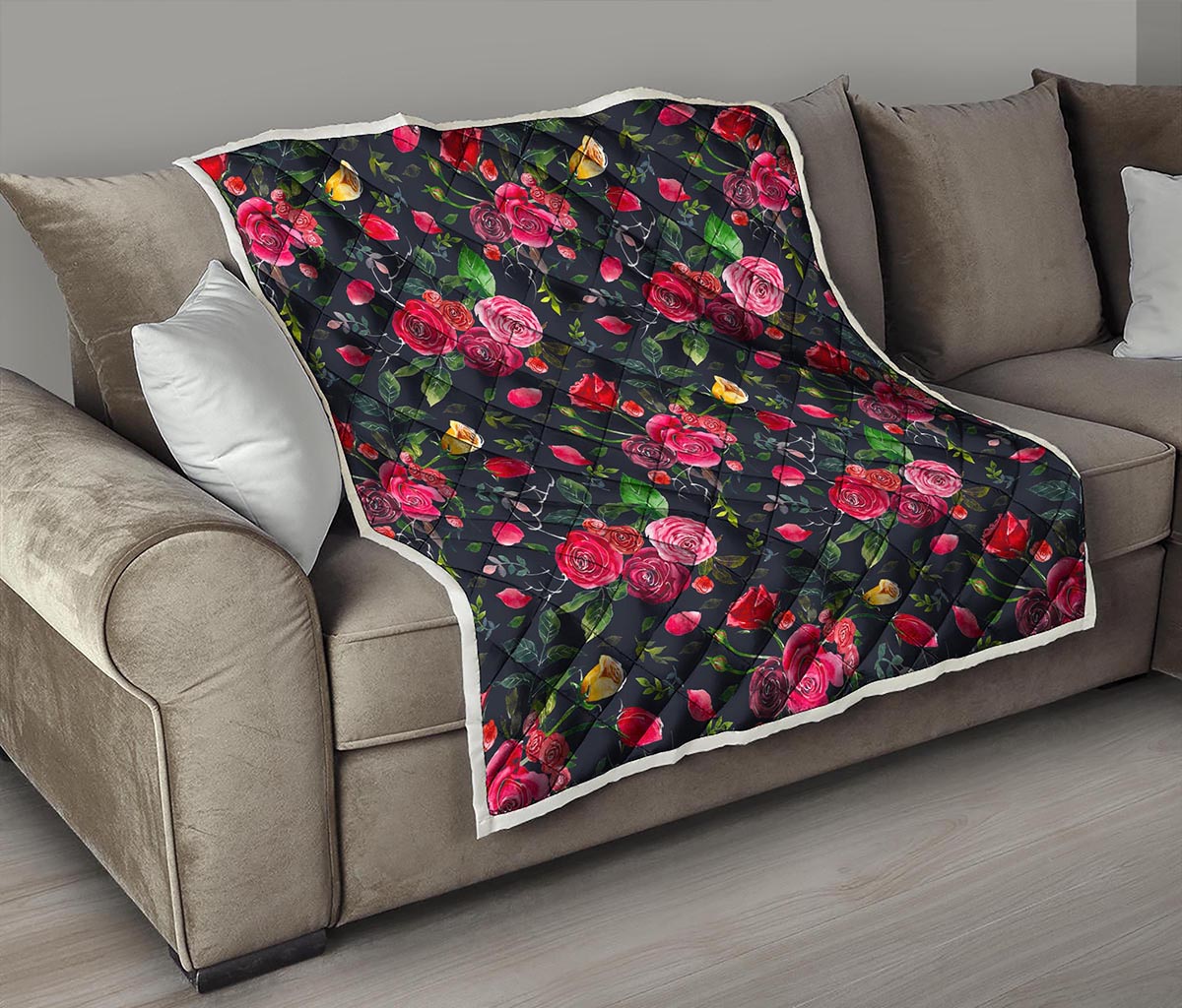 Roses Floral Flower Pattern Print Quilt