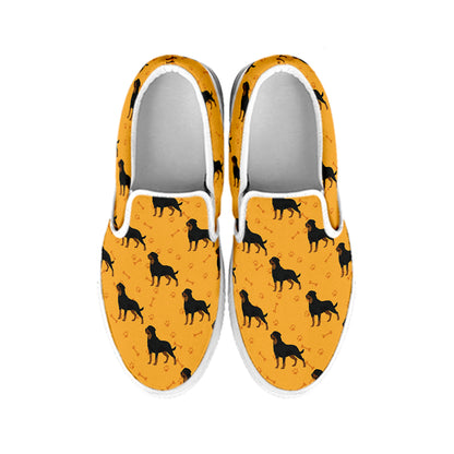 Rottweiler Dog Pattern Print White Slip On Shoes