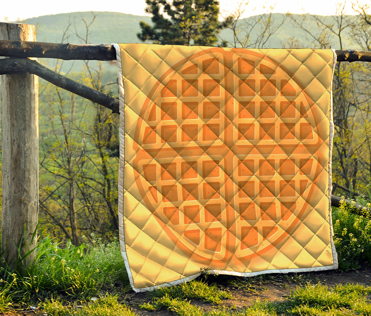 Round Waffle Print Quilt