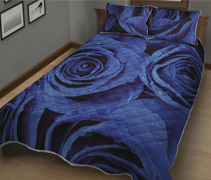 Royal Blue Rose Print Quilt Bed Set