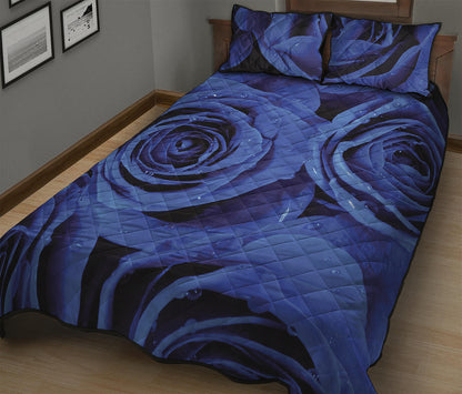 Royal Blue Rose Print Quilt Bed Set