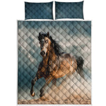 Running Wild Stallion Horse Print Quilt Bed Set