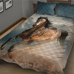 Running Wild Stallion Horse Print Quilt Bed Set