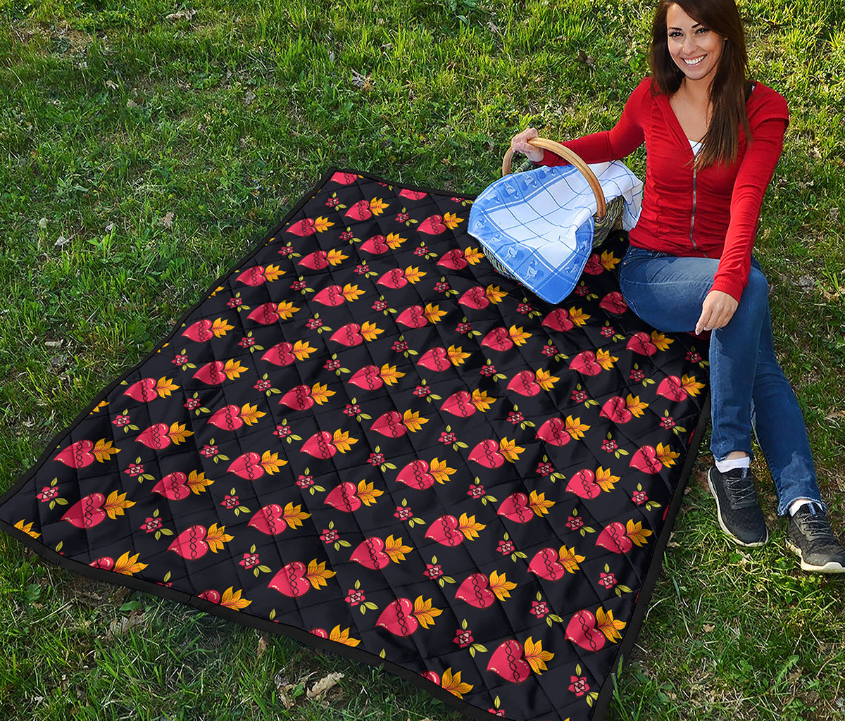 Sacred Heart Pattern Print Quilt