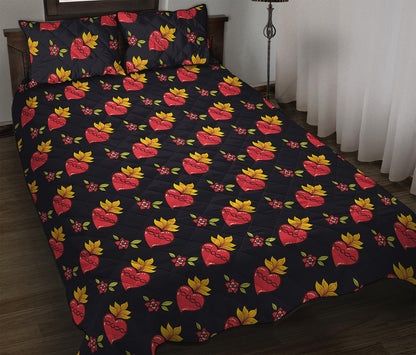 Sacred Heart Pattern Print Quilt Bed Set