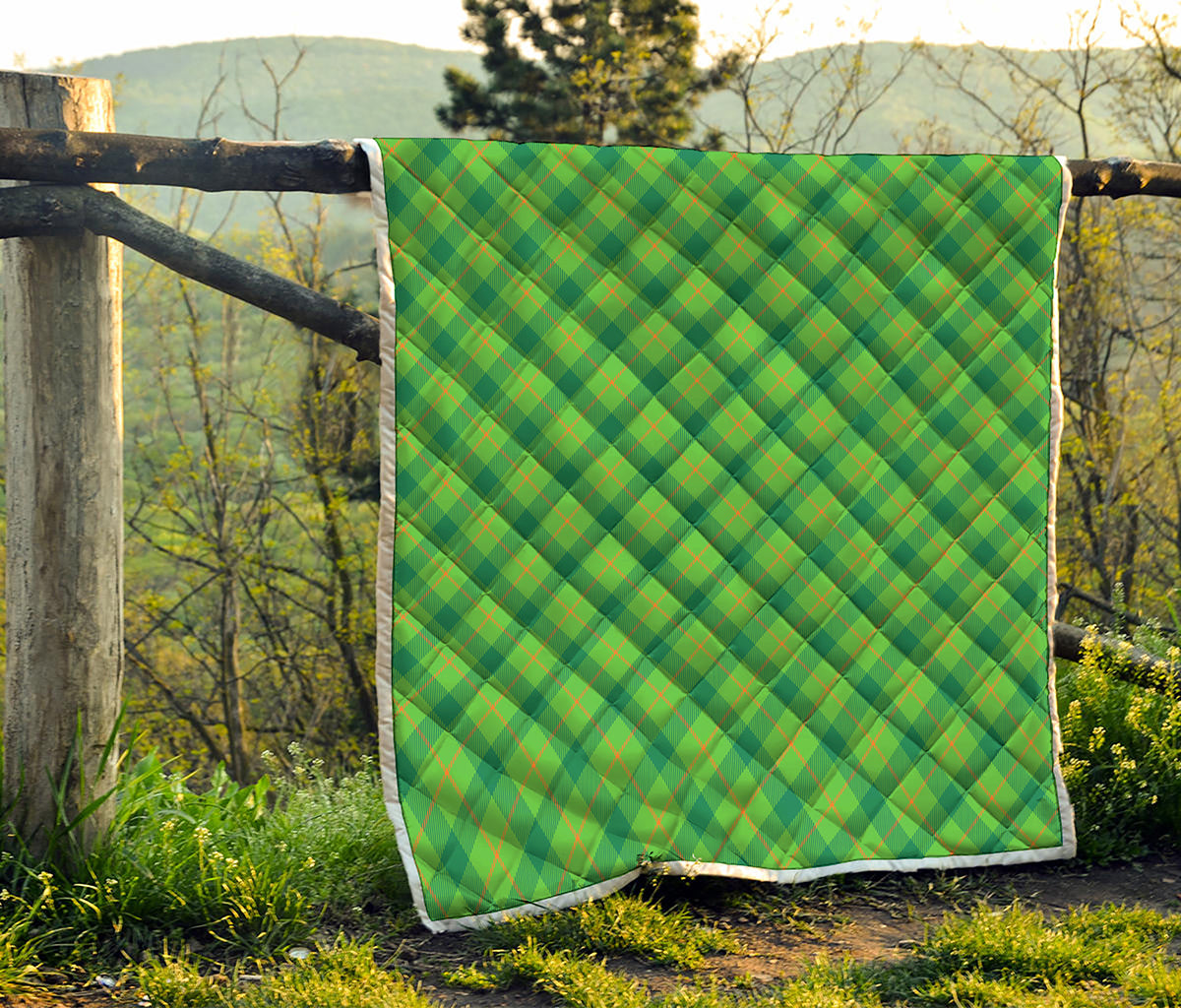 Saint Patrick's Day Scottish Plaid Print Quilt
