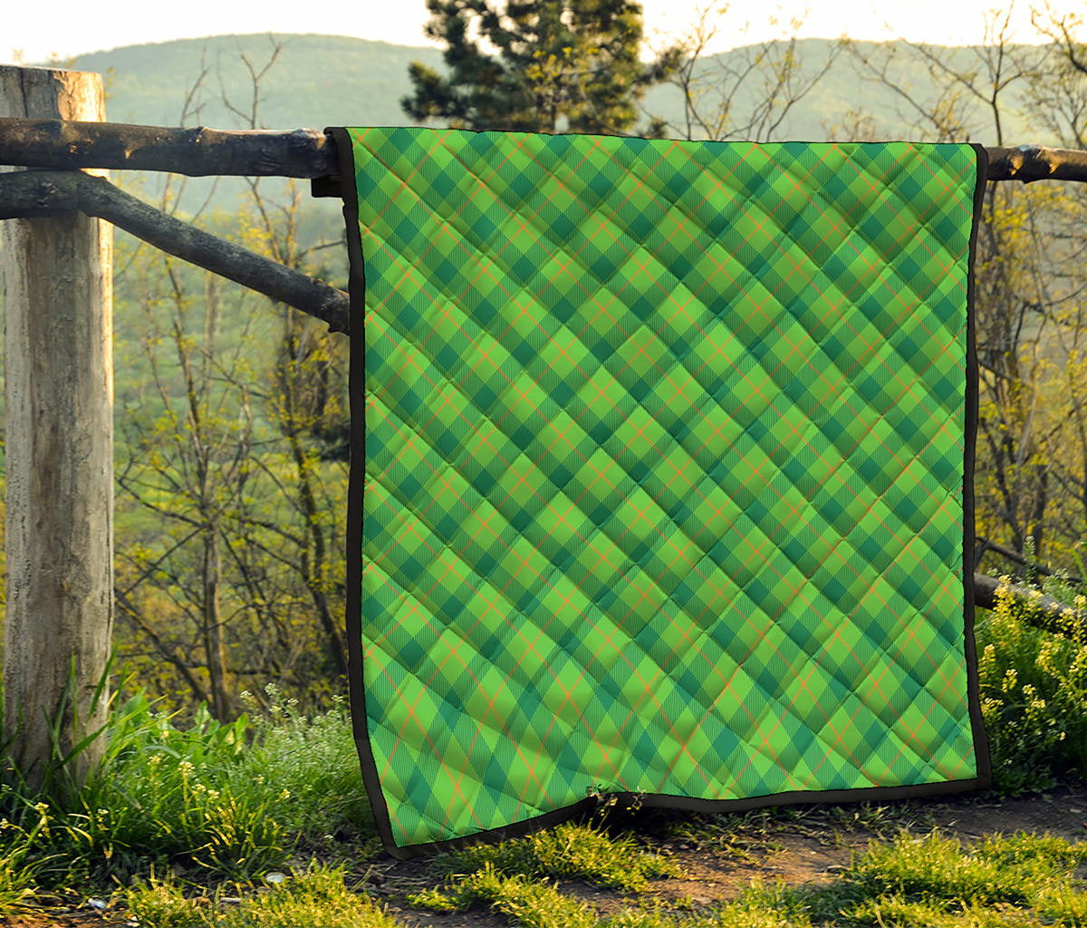 Saint Patrick's Day Scottish Plaid Print Quilt