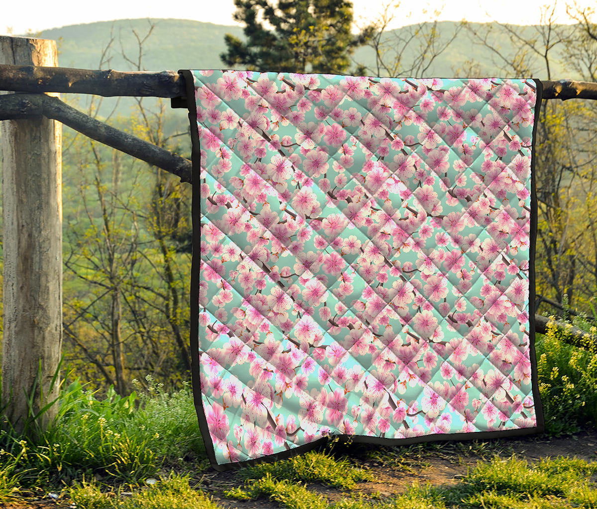 Sakura Cherry Blossom Pattern Print Quilt