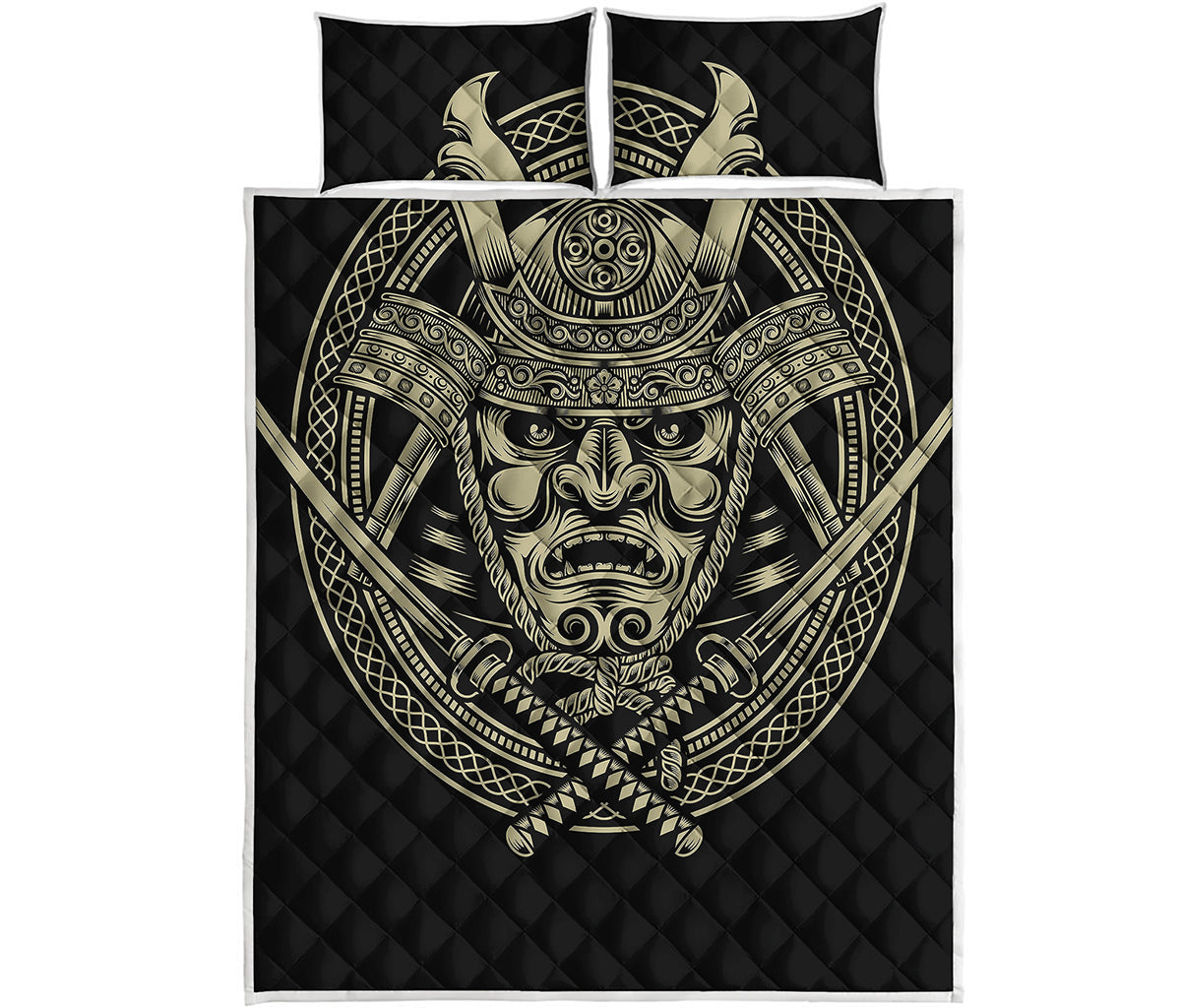 Samurai Warrior Mask Print Quilt Bed Set