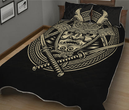 Samurai Warrior Mask Print Quilt Bed Set