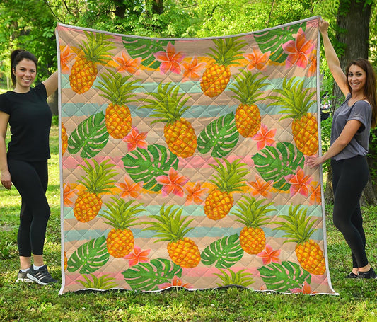 Sand Beach Pineapple Pattern Print Quilt
