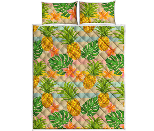 Sand Beach Pineapple Pattern Print Quilt Bed Set