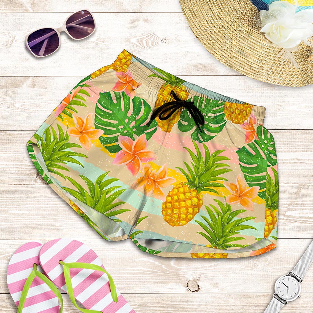 Sand Beach Pineapple Pattern Print Women's Shorts